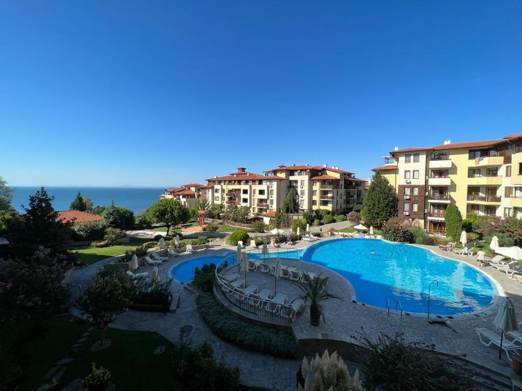Psb Apartments In Gardens Of Eden Свети-Влас Экстерьер фото