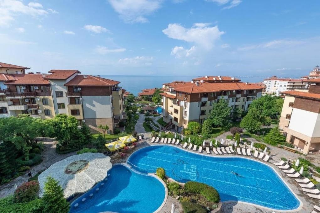Psb Apartments In Gardens Of Eden Свети-Влас Экстерьер фото