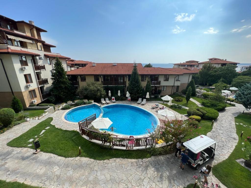 Psb Apartments In Gardens Of Eden Свети-Влас Экстерьер фото